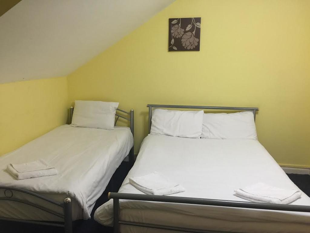 London Olympus Hotel Phòng bức ảnh